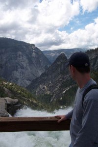 [Jer inspects Nevada Falls more closely]